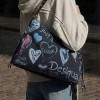 Μεγάλη τσάντα με εφέ γκράφιτι της Desiqual Τσάντες