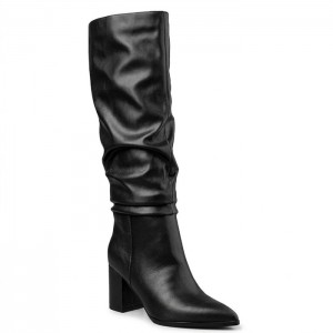 SLOUCHY BOOTS
