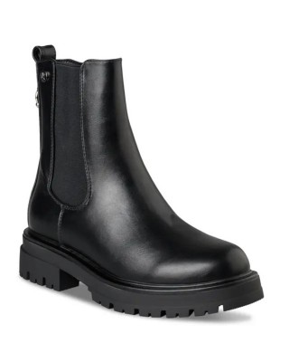 CHELSEA BOOTS