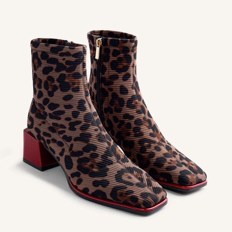 Animal Print ελαστικά μποτάκια της Gioseppo  Παπούτσια